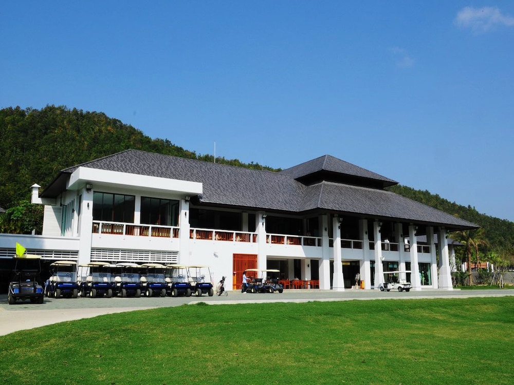 Alpine Golf Resort Chiang Mai 3/49