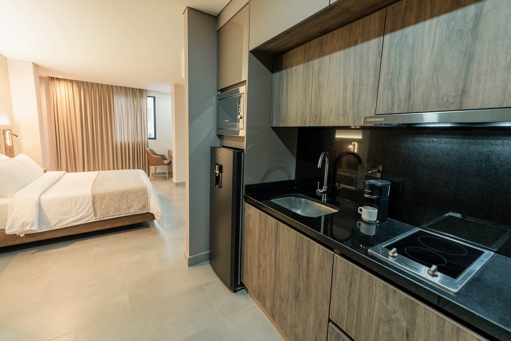 Amari Living Suites 31/31