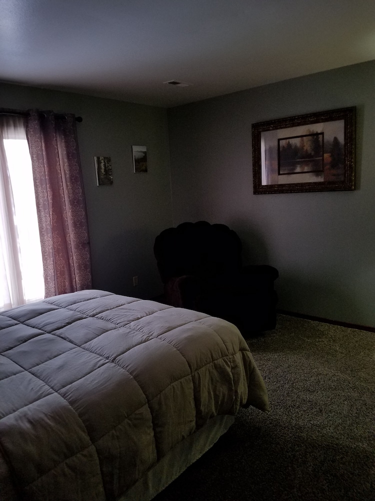 Dakota Rose Inn 4/35