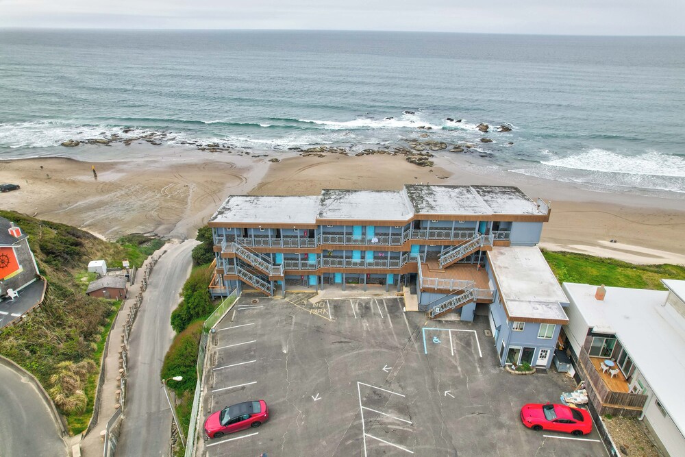 Seagull Beachfront Inn 3/50
