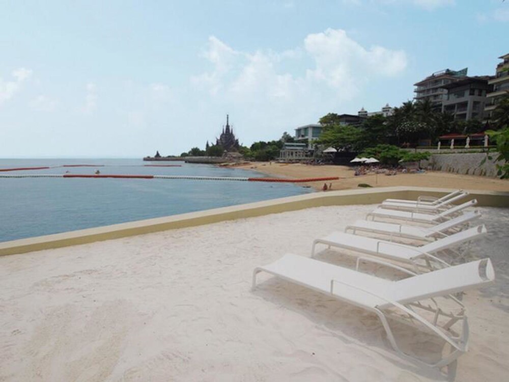 Baan Plai Haad By Pong 28/32