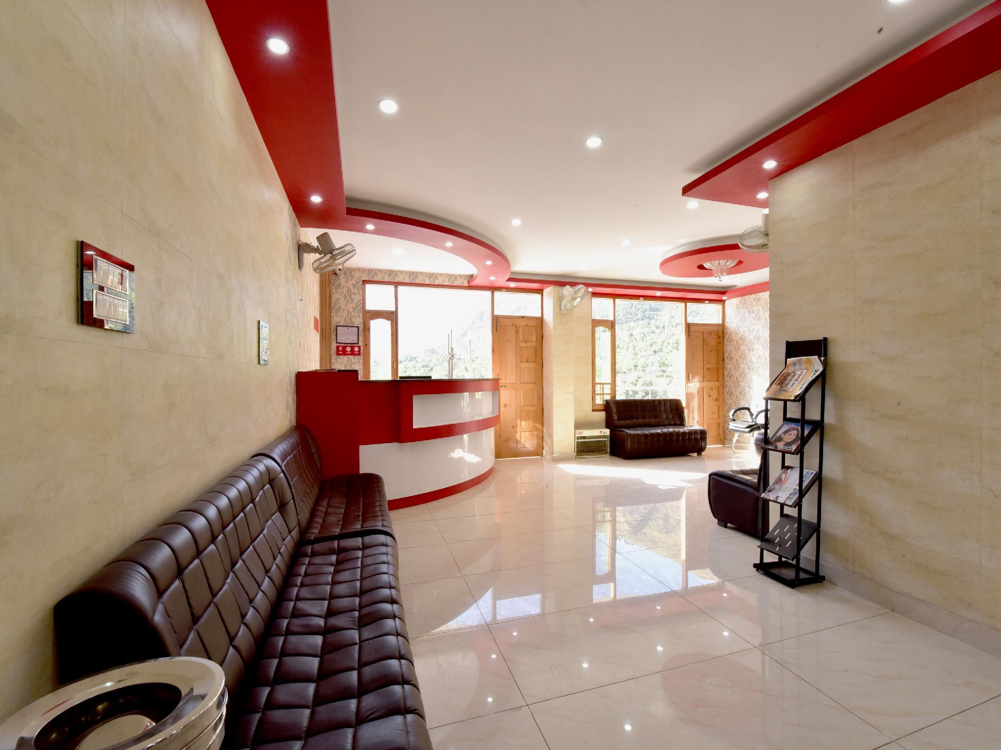 Oyo 23527 Sarla Regency 14/38