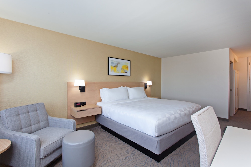 Holiday Inn Los Angeles - Lax Airport 11/51