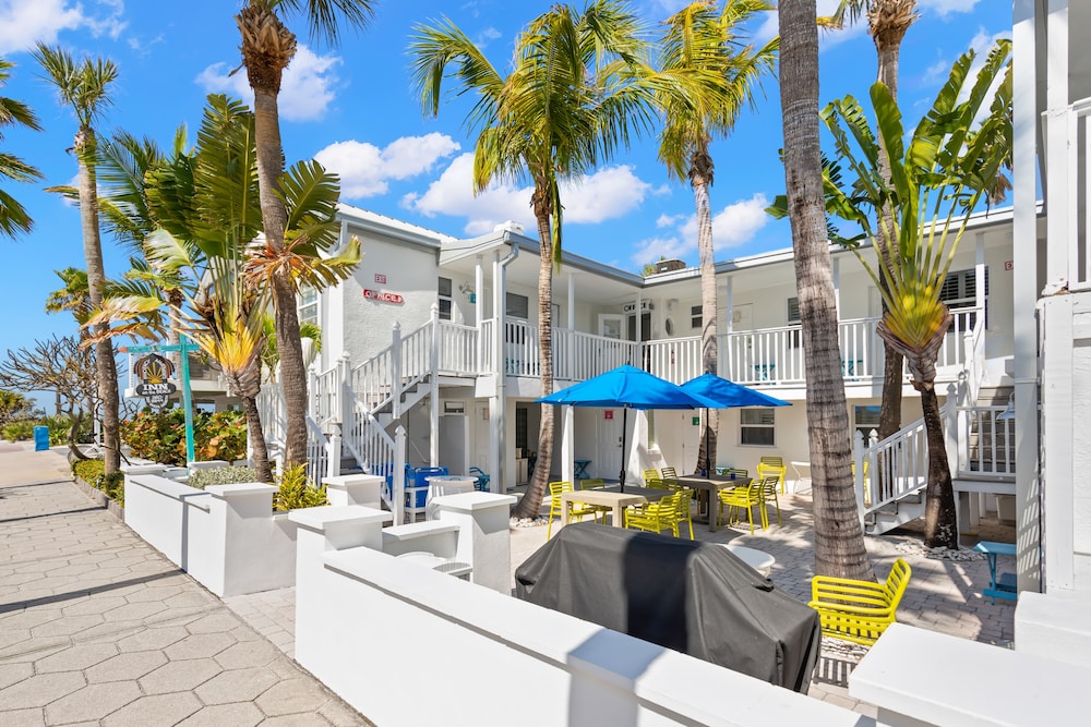 Inn On The Beach 38/50