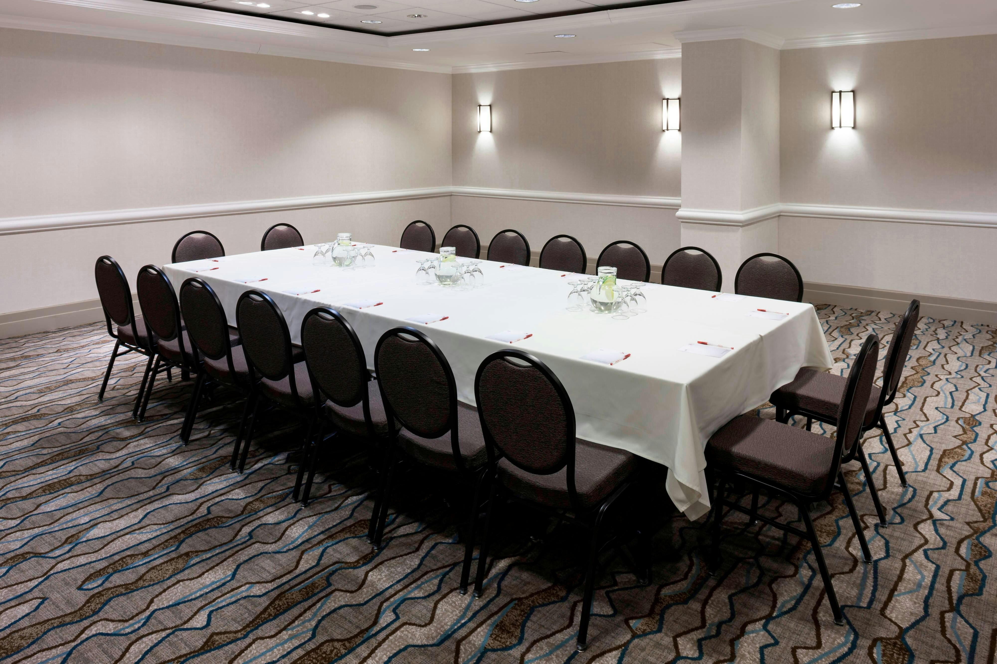 Fairfax Marriott at Fair Oaks 22/24