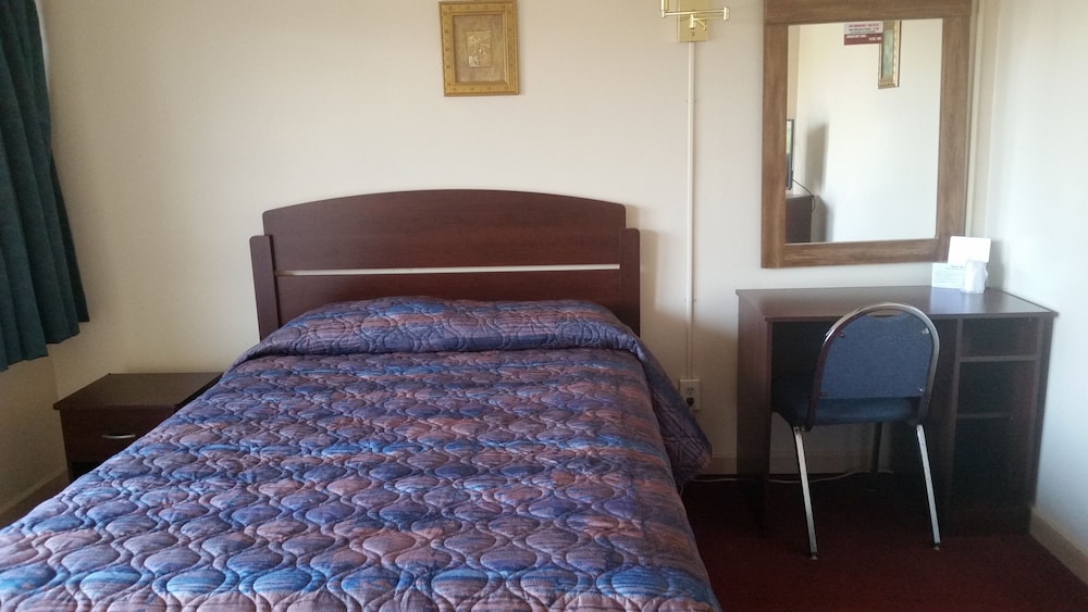 Swiss Cottage Inn 24/46