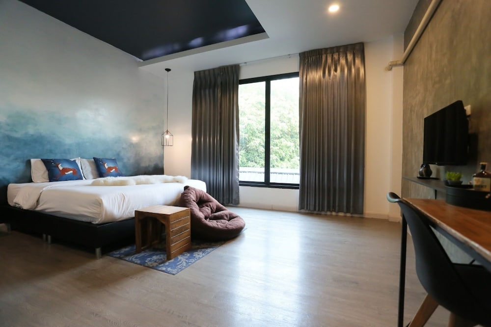 SUPERIOR, DOUBLE BED