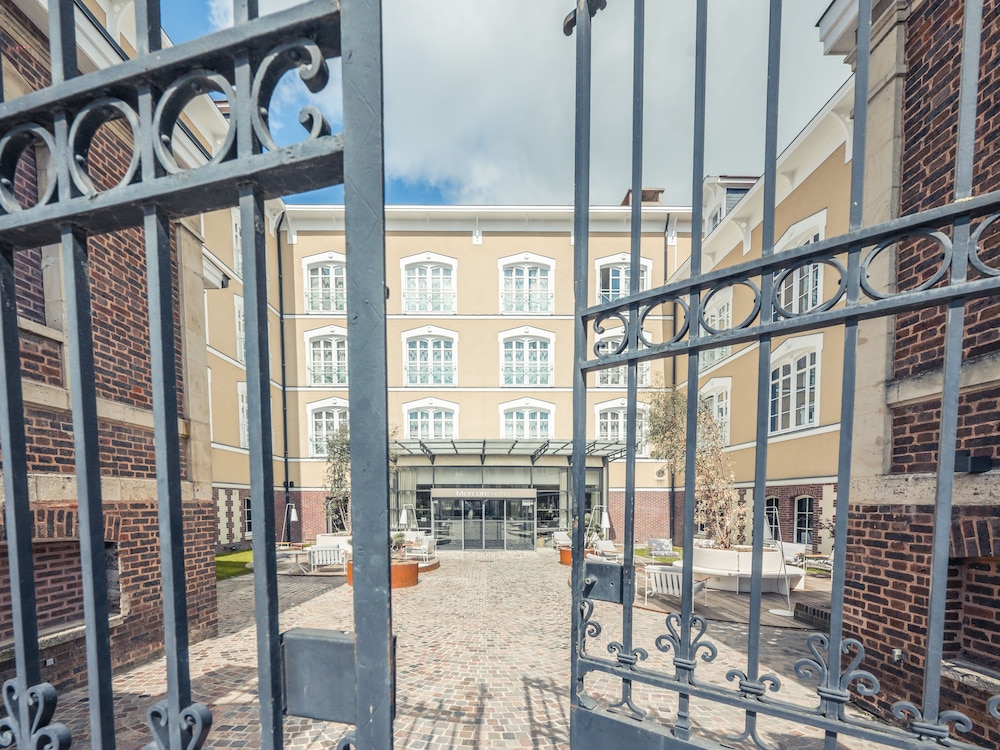 Mercure Troyes Centre 53/57
