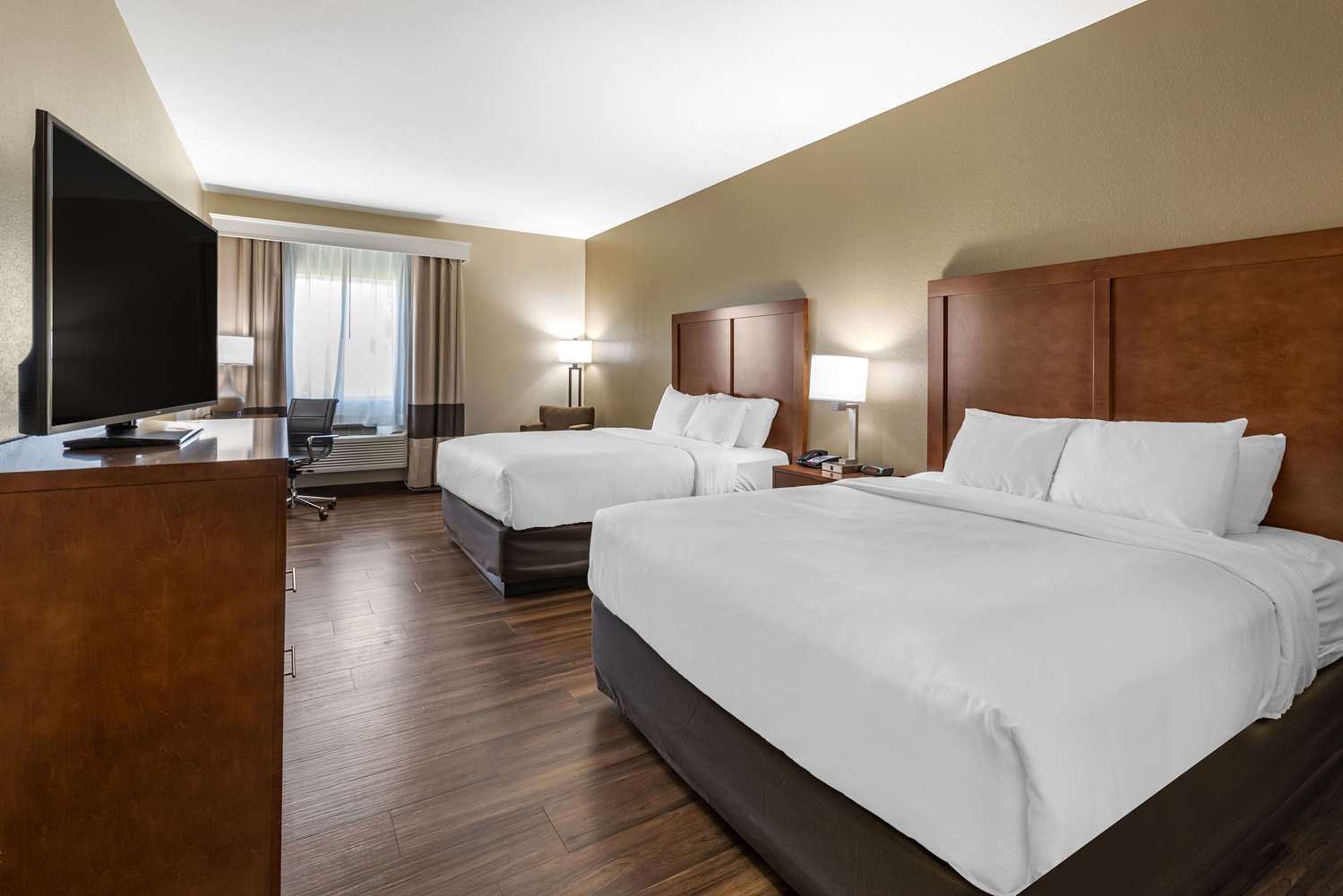 Upgrade, Suite, 2 Queen Beds