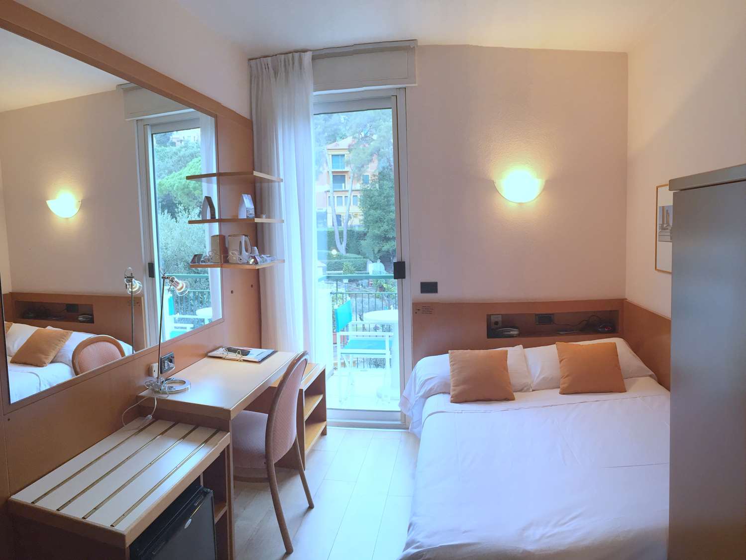 Room, Single Bed, Garden View