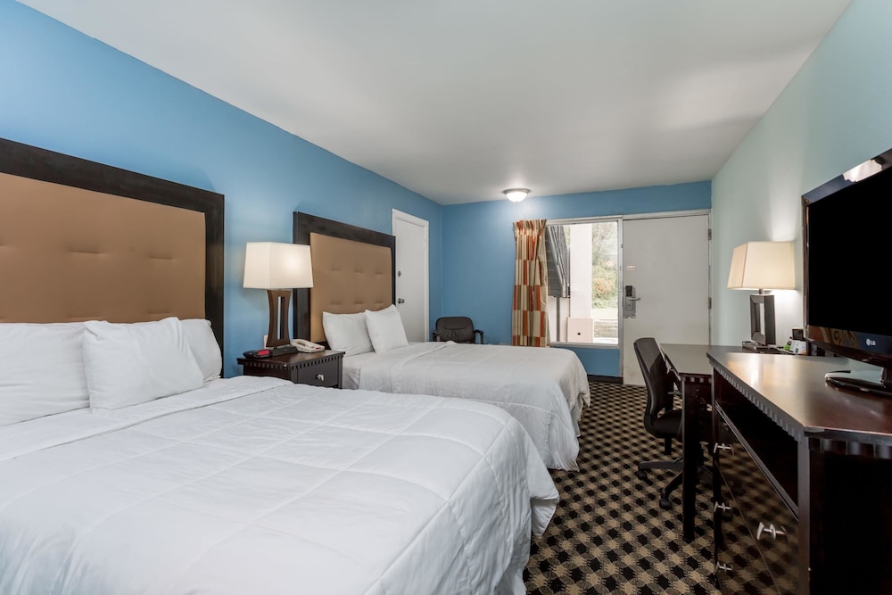 Days Inn by Wyndham Salisbury 7/26