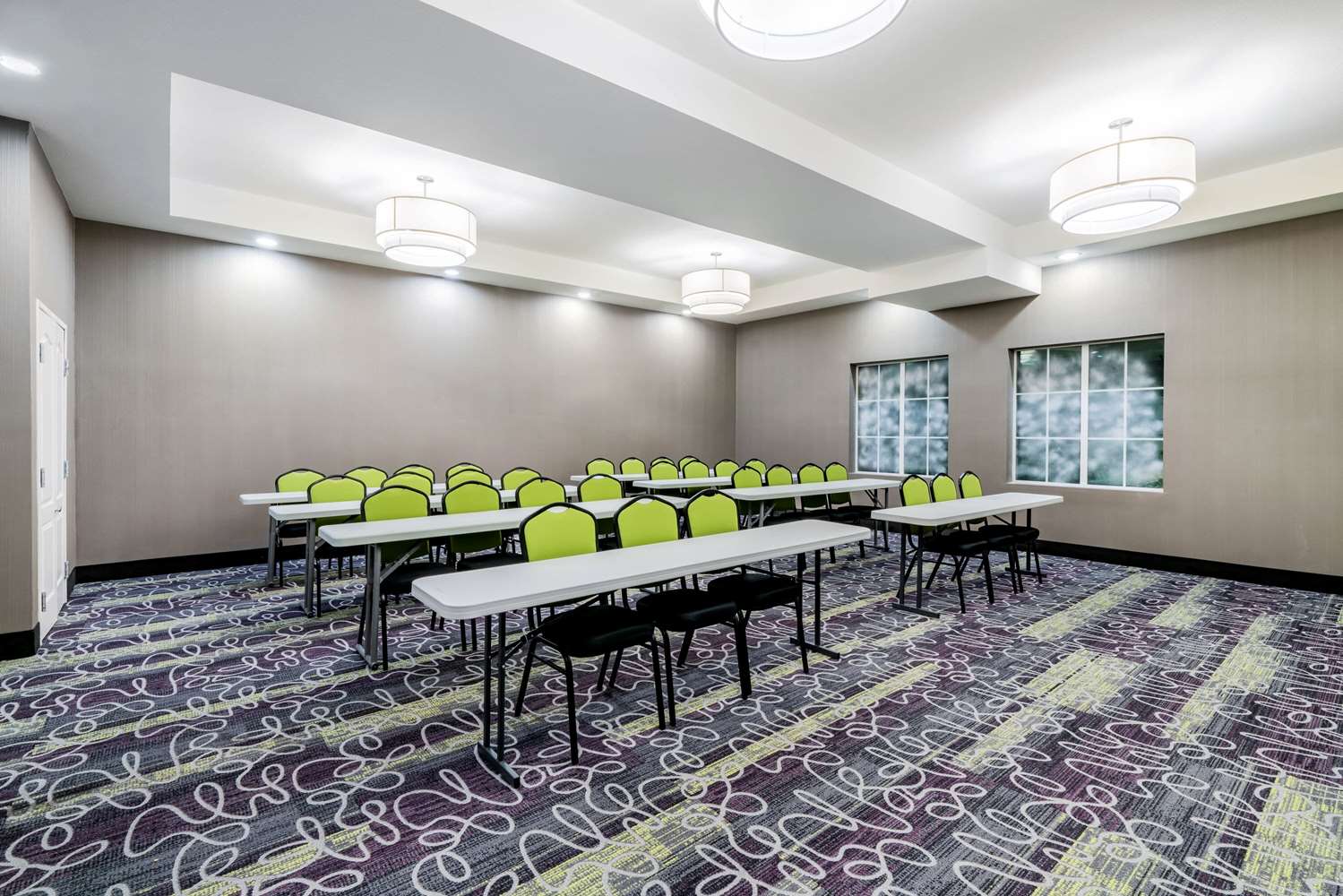 La Quinta Inn & Suites by Wyndham DFW Airport West - Bedford 35/41
