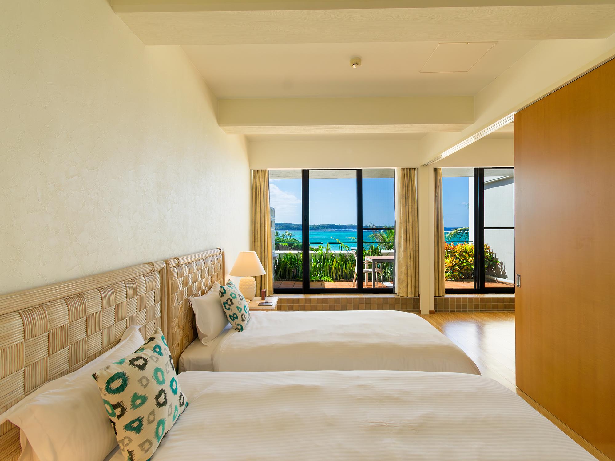 Club, Premier, Ocean Front