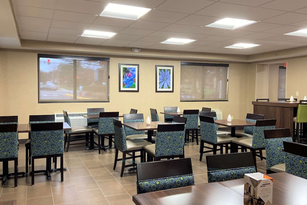 Comfort Inn Herndon Reston 29/32