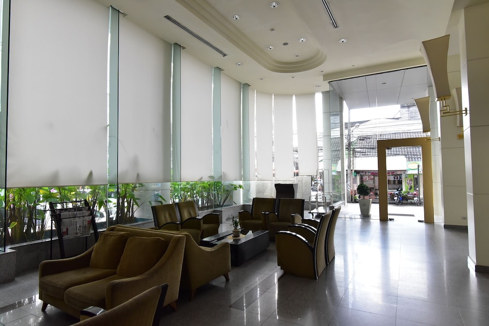 New Season Hotel 39/46