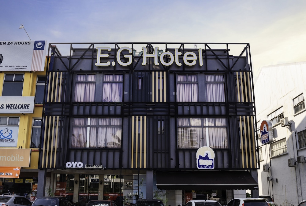 OYO 494 EG Hotel 1/26