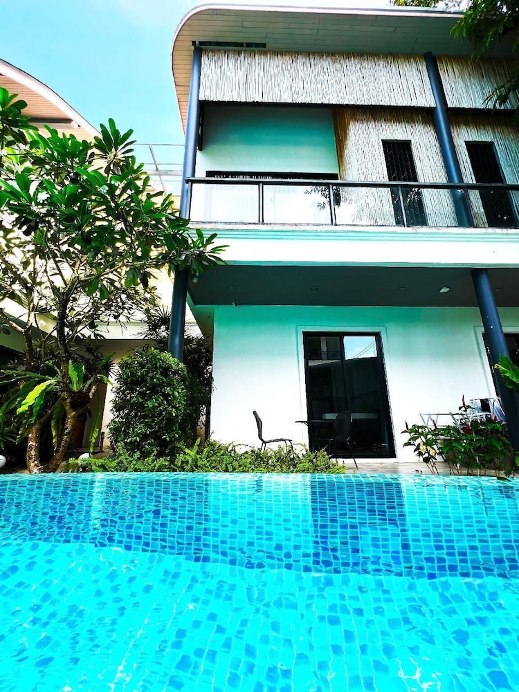 Z&Z Resort 8/50