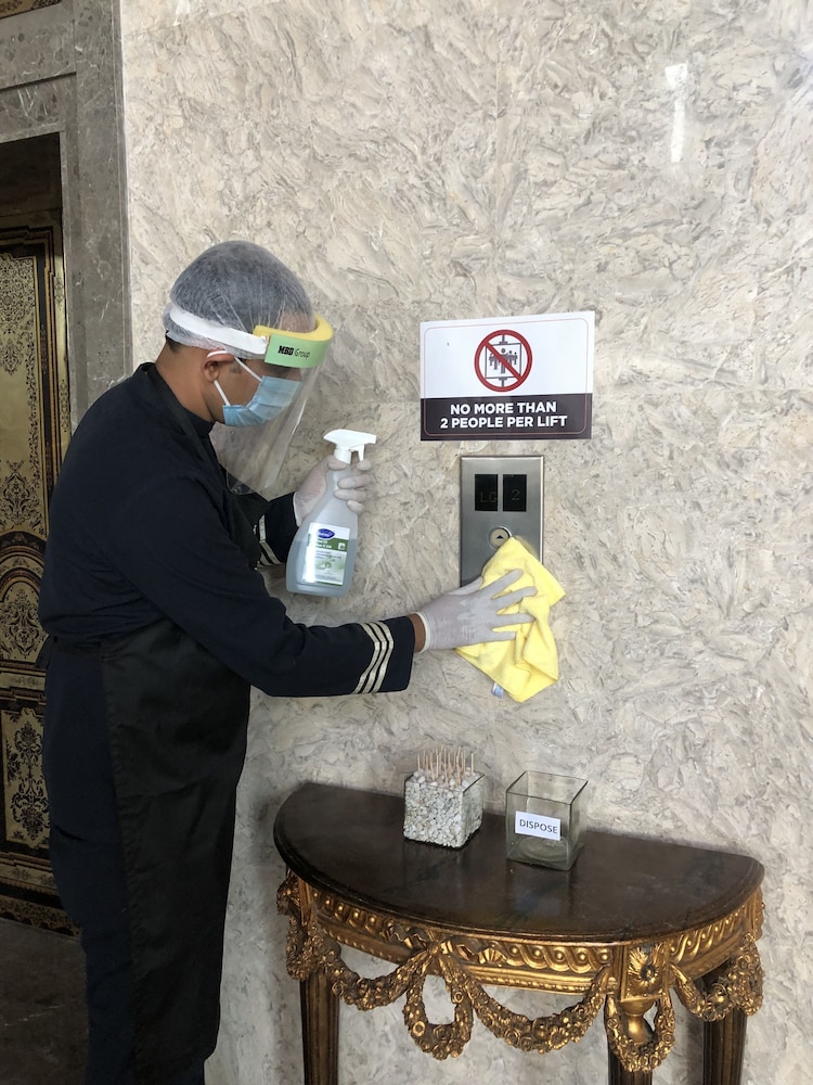 Radisson Blu Mbd Hotel Noida 7/50