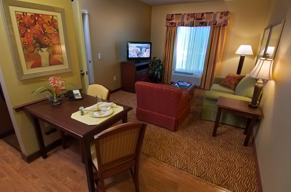 Homewood Suites By Hilton Medford 37/61