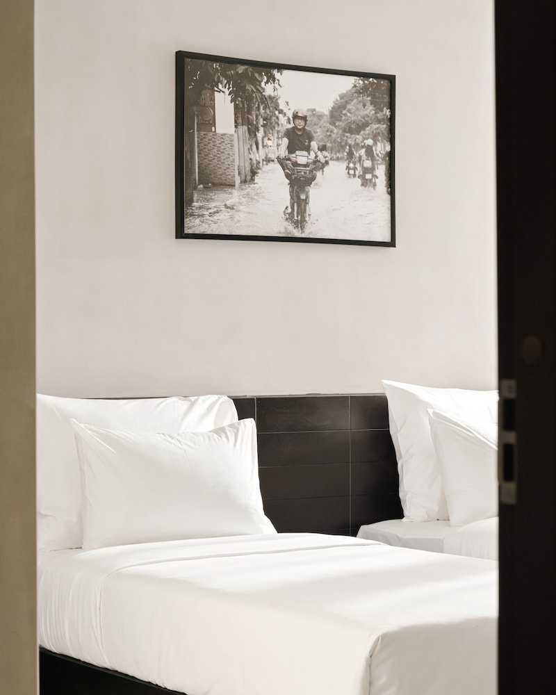 Triple E Hotel Metro Ben Thanh 29/50