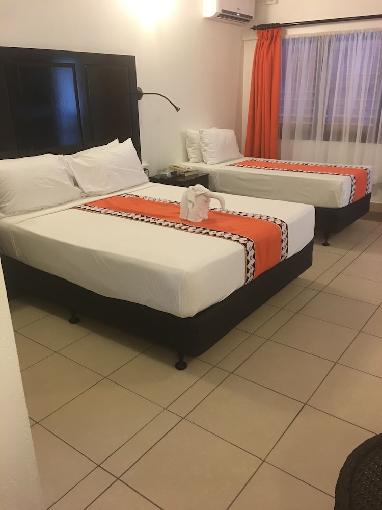 Suva Motor Inn 13/50