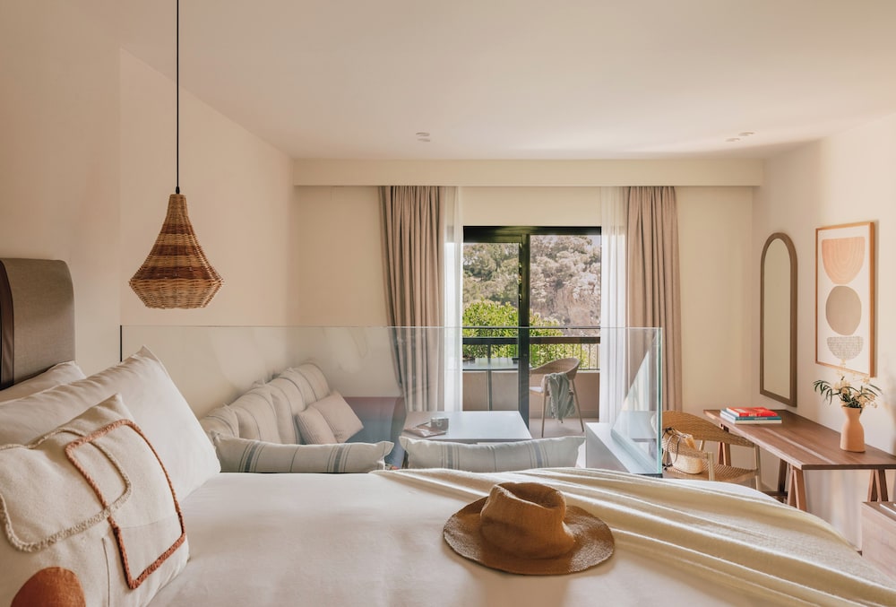 Mediterranean, Junior Suite, Twin Beds, with View, Kitchen