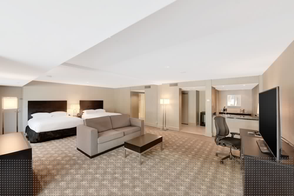 Hilton Anaheim 60/85