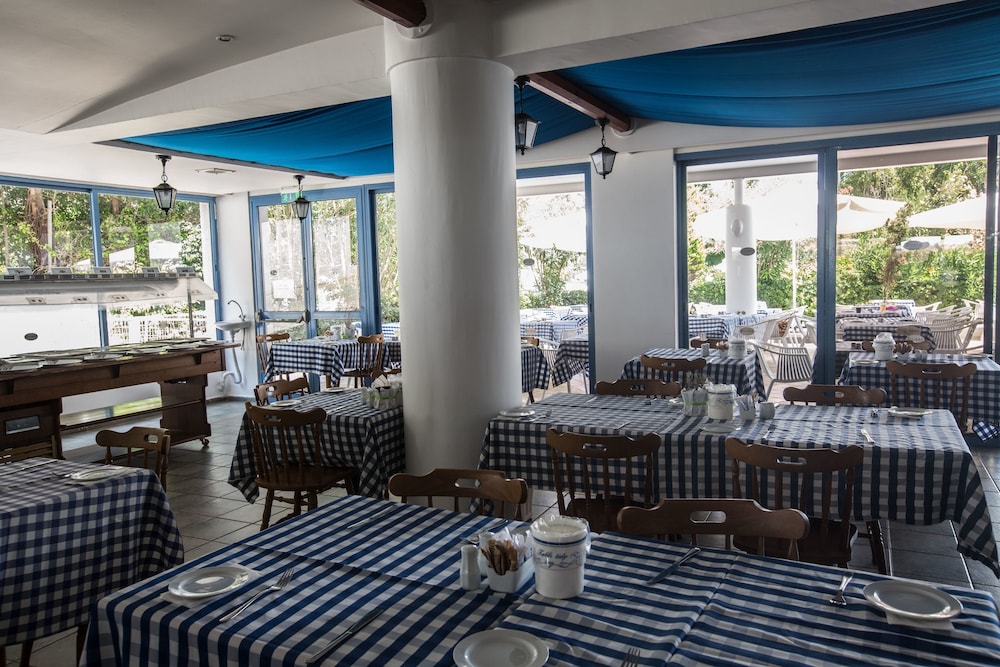 Iliada Beach Hotel 51/64