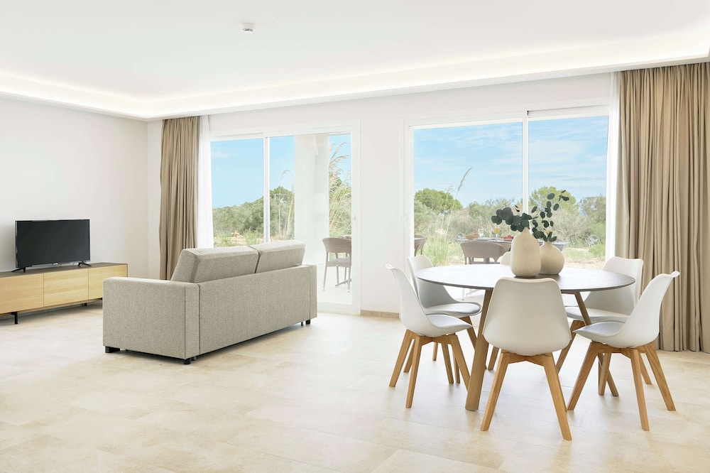 Iberostar Waves Cala Domingos 28/49