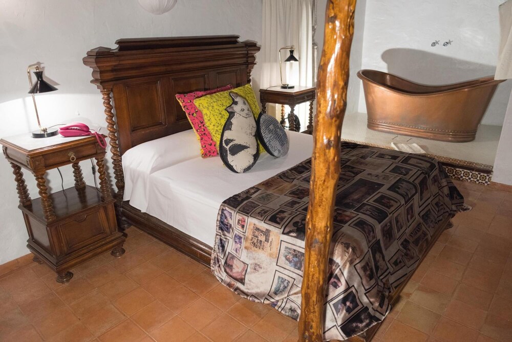 Pikes Ibiza - Adults Only 15/50