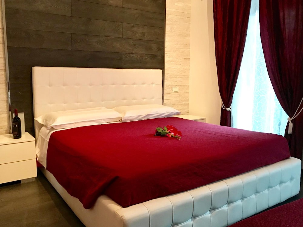 Royal Rooms Colosseo 28/40