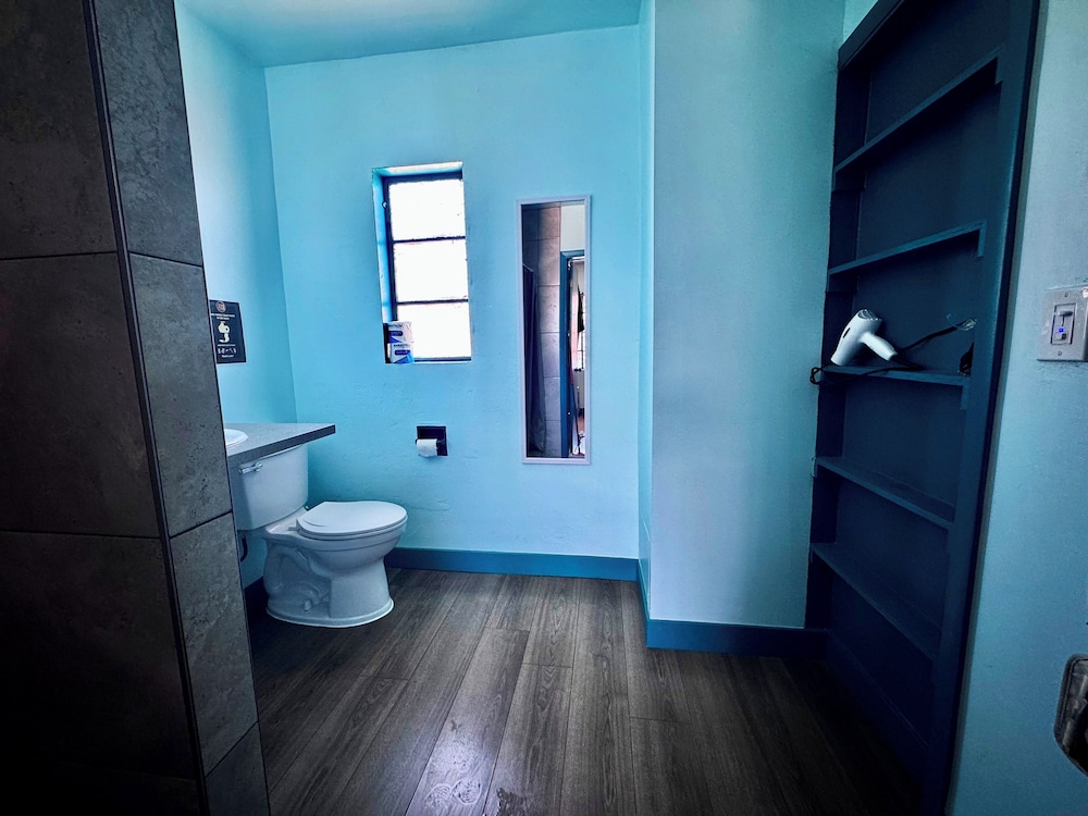 Sin City Hostel 46/50