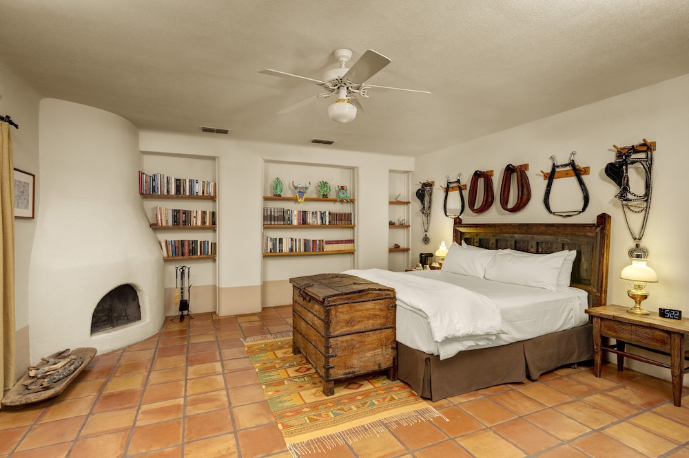 Cibolo Creek Ranch Marfa 5/50