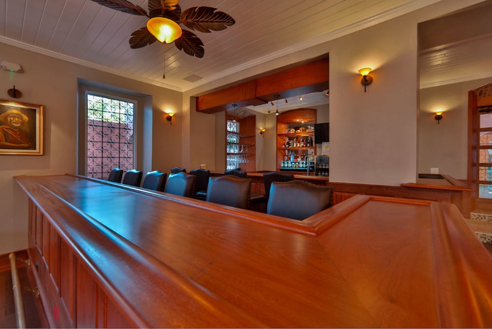 Company House 39/42