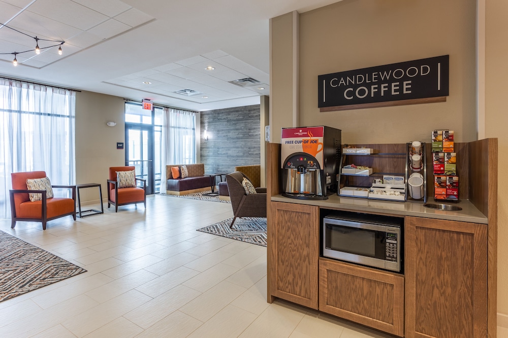 Hawthorn Suites By Wyndham Fargo 27/34