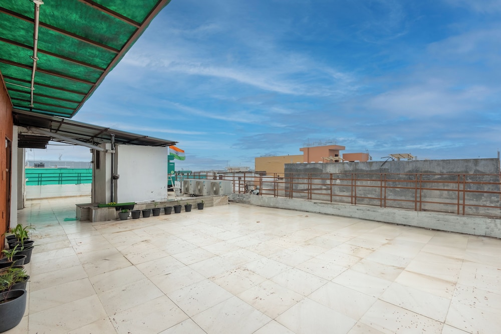 Hotel Royal Inn Igi 35/41