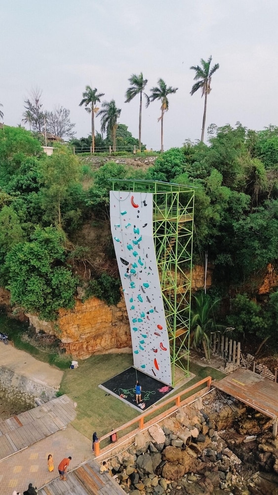 KTM Resort 32/50