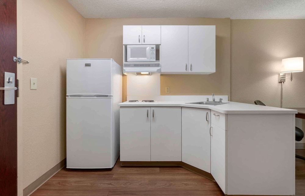Extended Stay America Santa Rosa - North 53/53