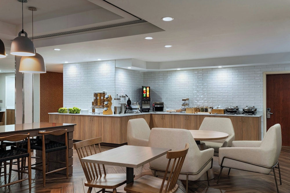 Fairfield Inn Medford Long Island 37/50