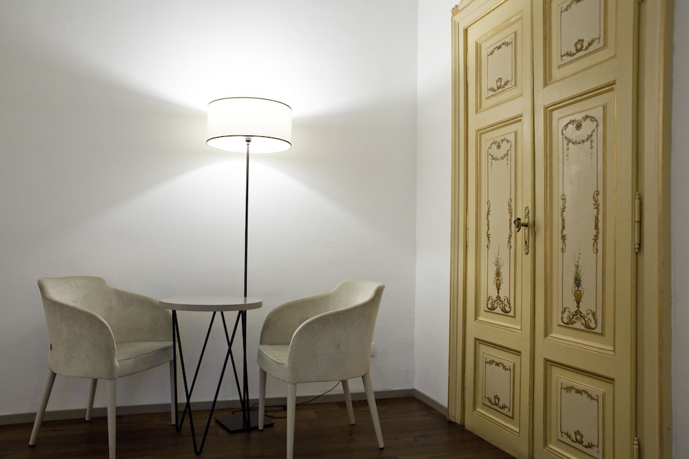 Piazza Farnese Luxury Suites 29/64