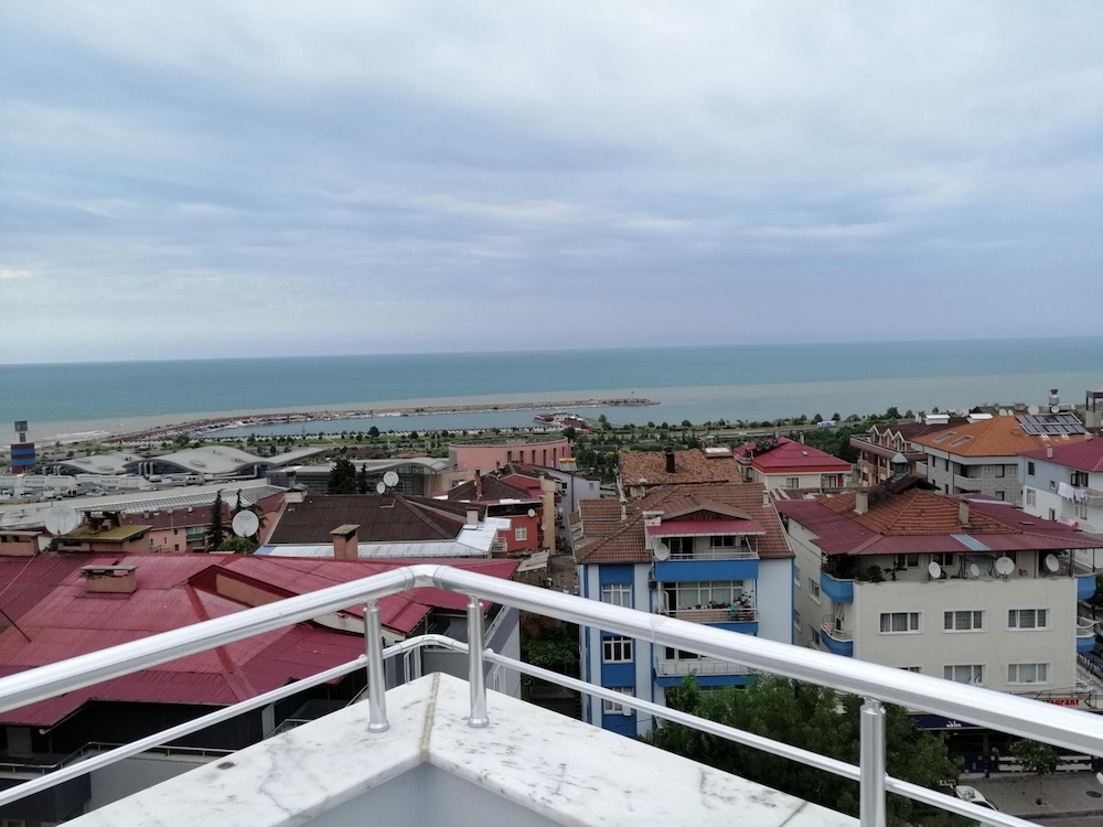 ALYA SUITE HOTEL 44/49