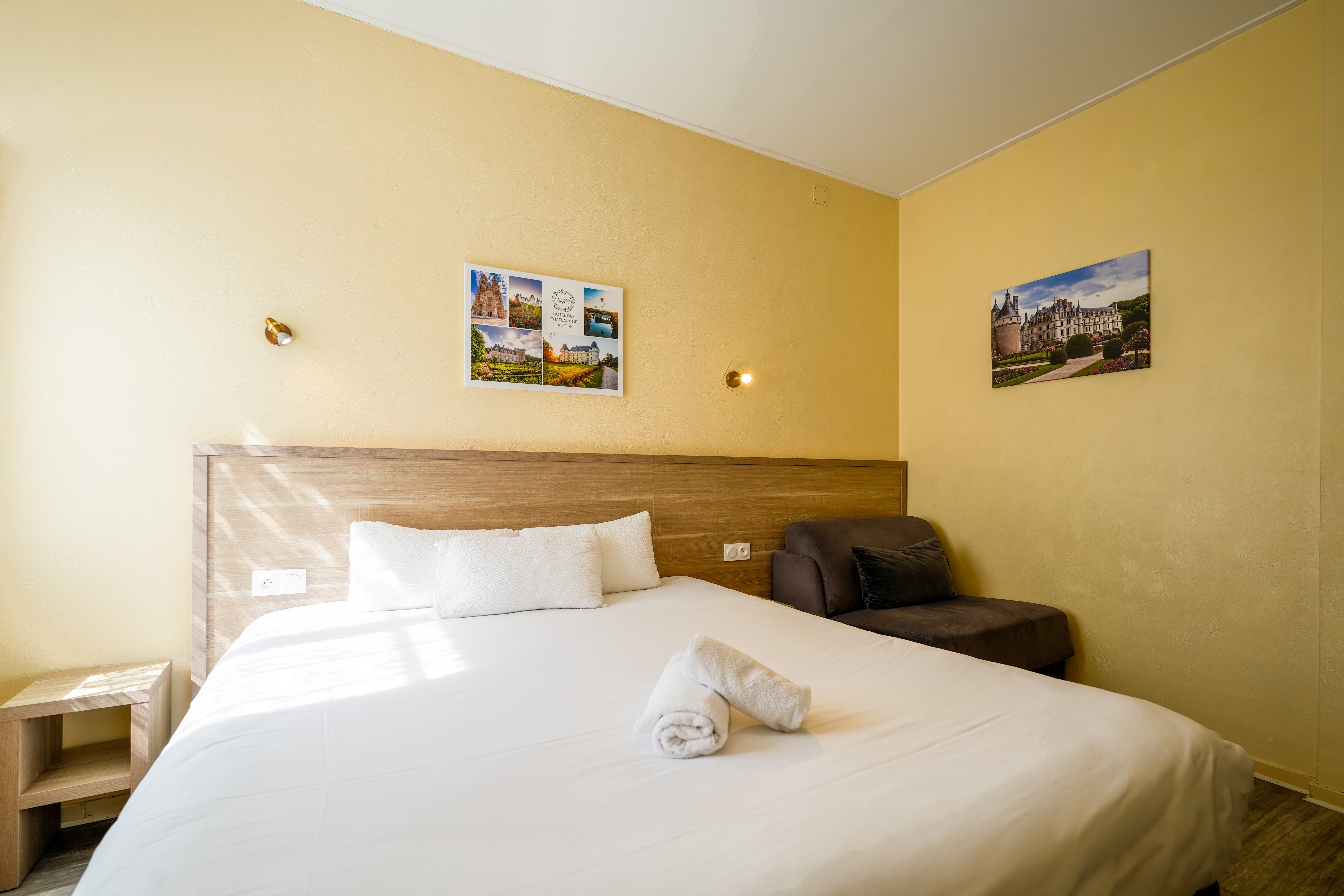 HÔTEL DES CHÂTEAUX DE LA LOIRE 15/50