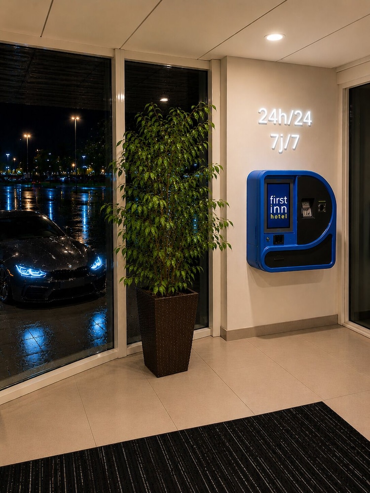 First Inn Hotel Paris Sud Les Ulis 24/48