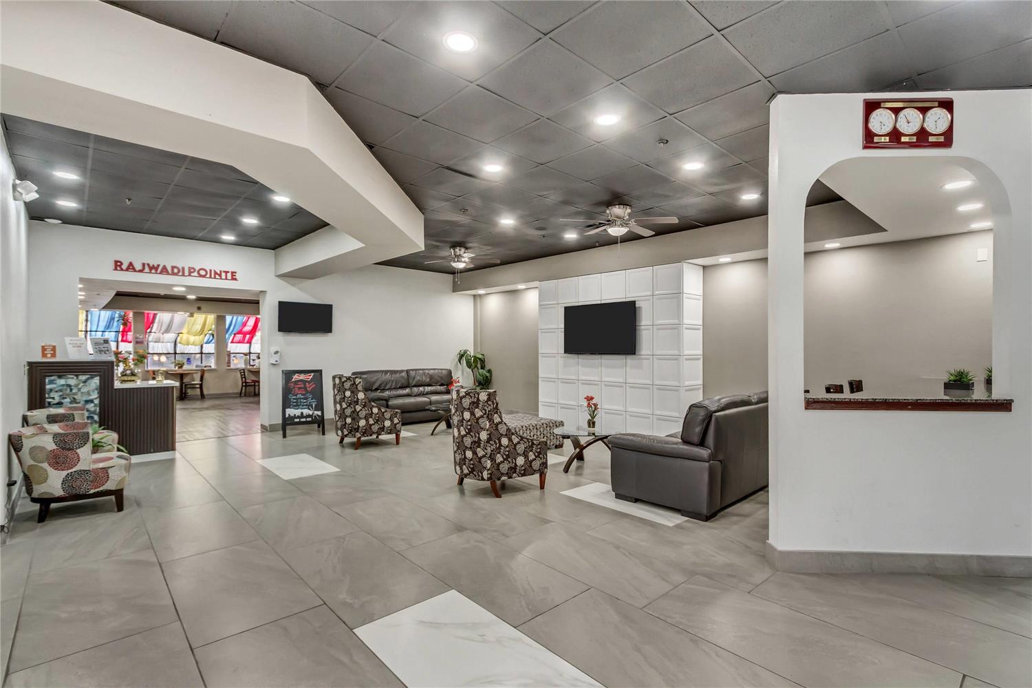 Clarion Inn Salt Lake City Airport 37/63