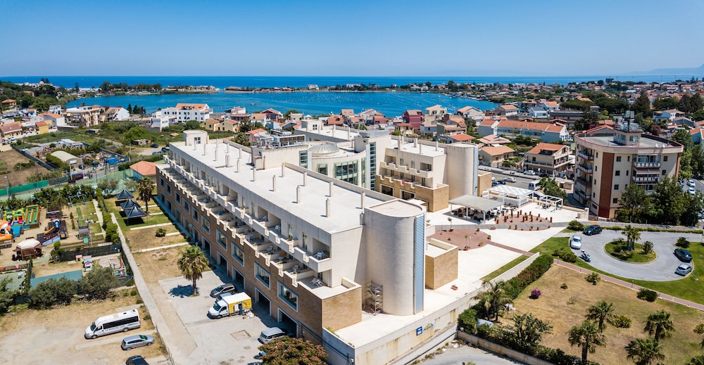 Capo Peloro Resort 2/43