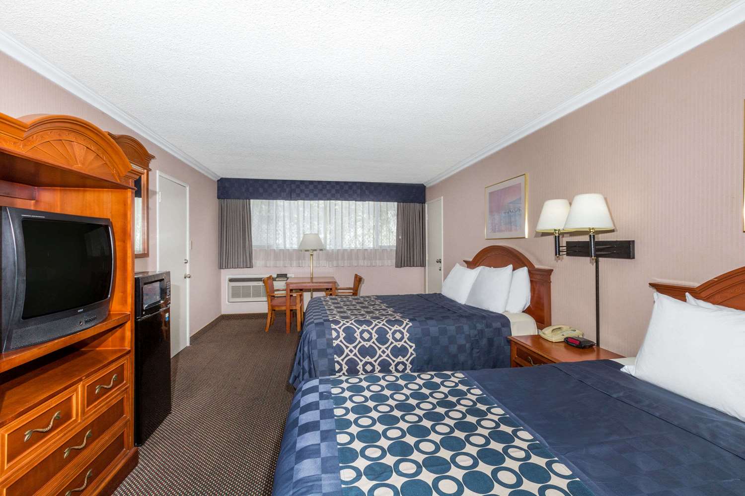 Days Inn By Wyndham Los Angeles Lax/Venicebch/Marina Delray 5/8