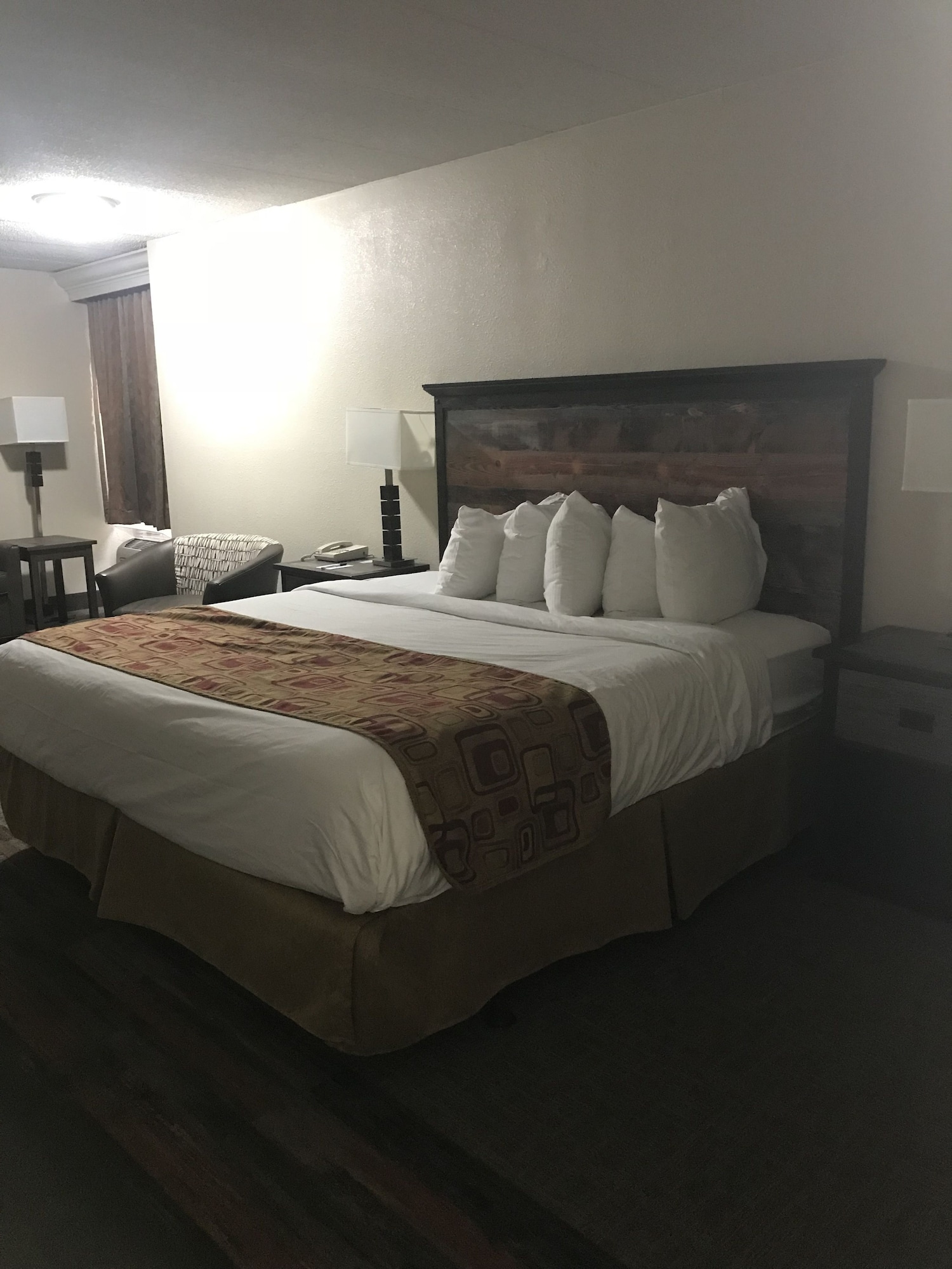 Standard, King Bed