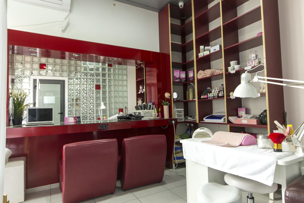 hollywoodland wellness and spa hotel