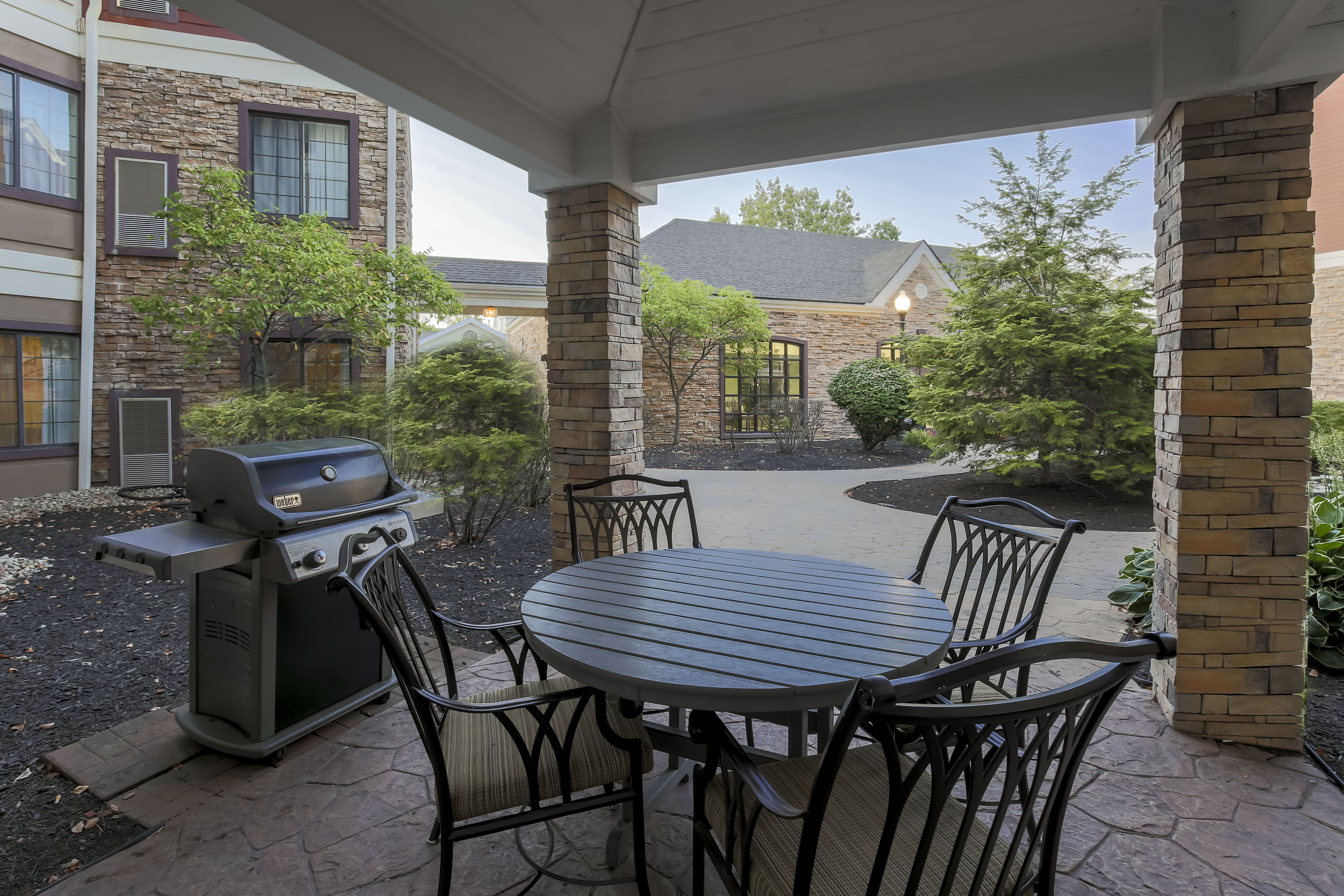 Staybridge Suites Columbus-Dublin 55/80