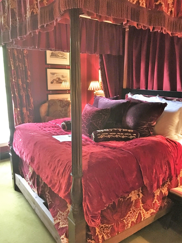 Prestonfield House 34/74